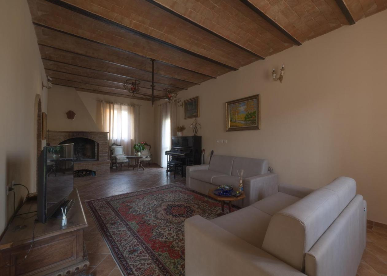 La Casa Rossa Bed & Breakfast Coiano Екстериор снимка