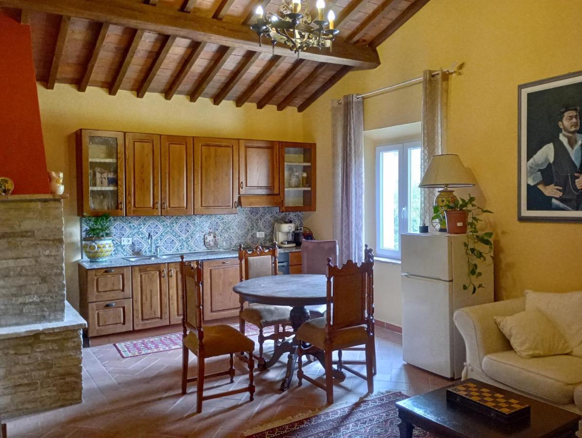 La Casa Rossa Bed & Breakfast Coiano Екстериор снимка